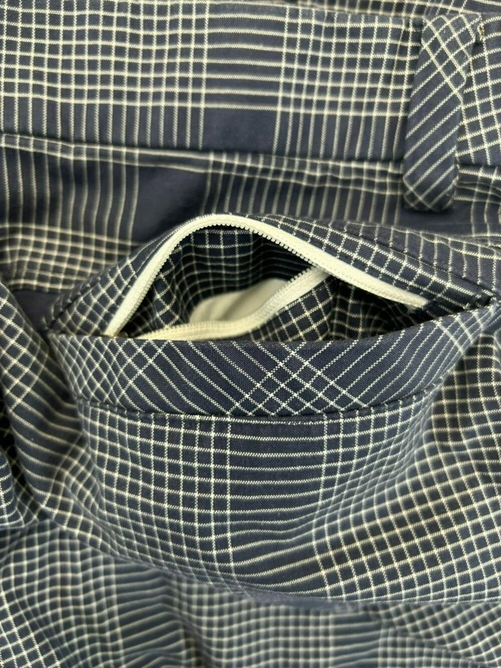 Lululemon Mens Plaid Casual Shorts Navy/White Size 38 Cotton Blend Lightweight G - Picture 5 of 6